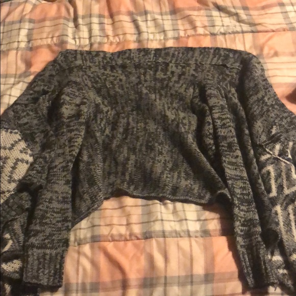 Cardigan - Picture 2 of 3